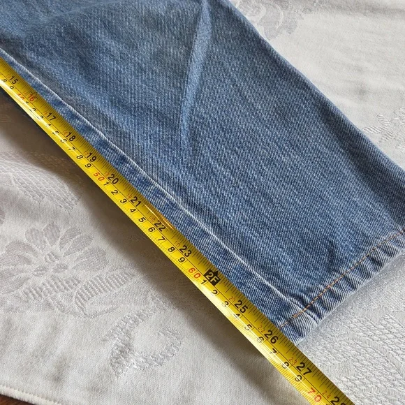 Vintage High Rise Mid Wash Mom Jeans - Picture 13 of 14